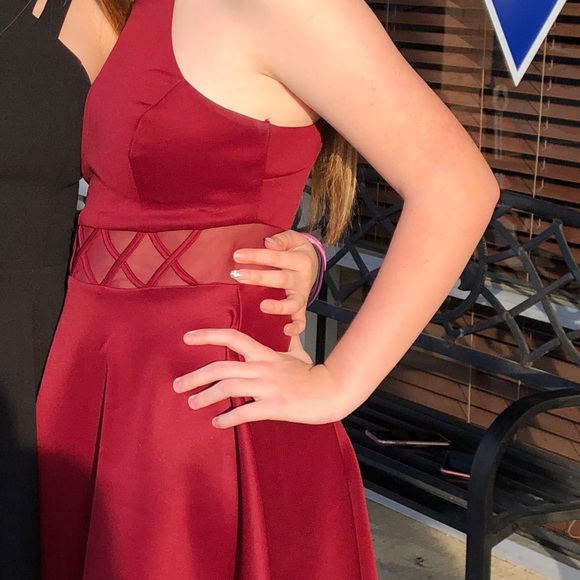 Dress - Picture 3 of 5